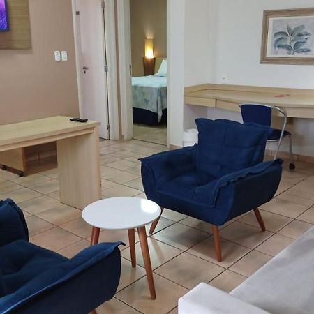 Flat Completo No Centro De Araxa - 901 Διαμέρισμα Εξωτερικό φωτογραφία