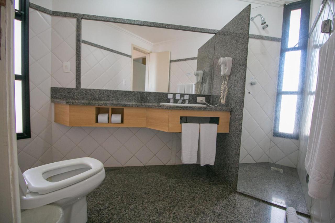 Flat Completo No Centro De Araxa - 901 Διαμέρισμα Εξωτερικό φωτογραφία