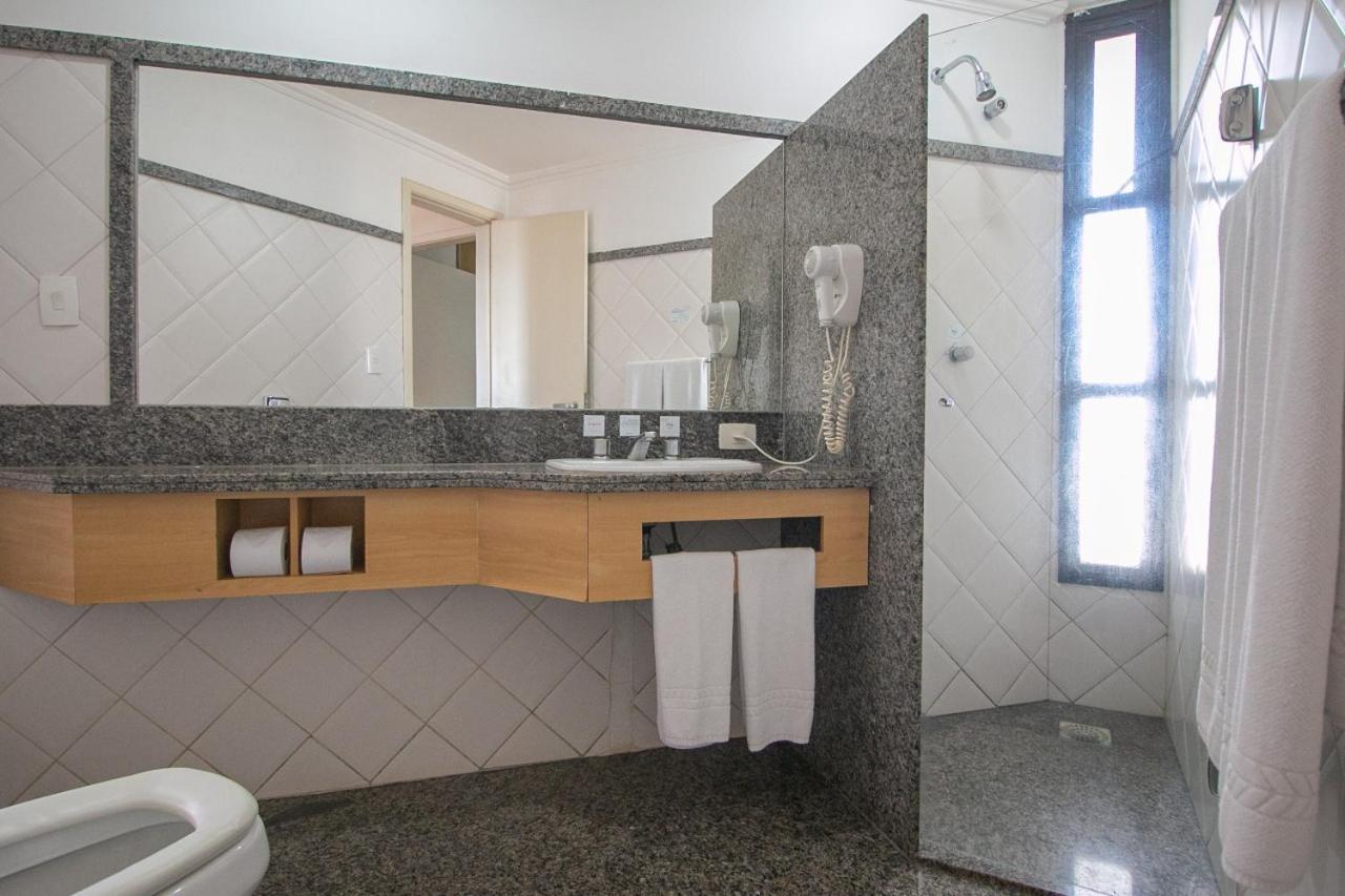 Flat Completo No Centro De Araxa - 901 Διαμέρισμα Εξωτερικό φωτογραφία