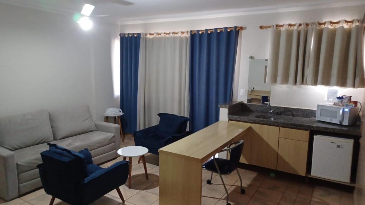 Flat Completo No Centro De Araxa - 901 Διαμέρισμα Εξωτερικό φωτογραφία