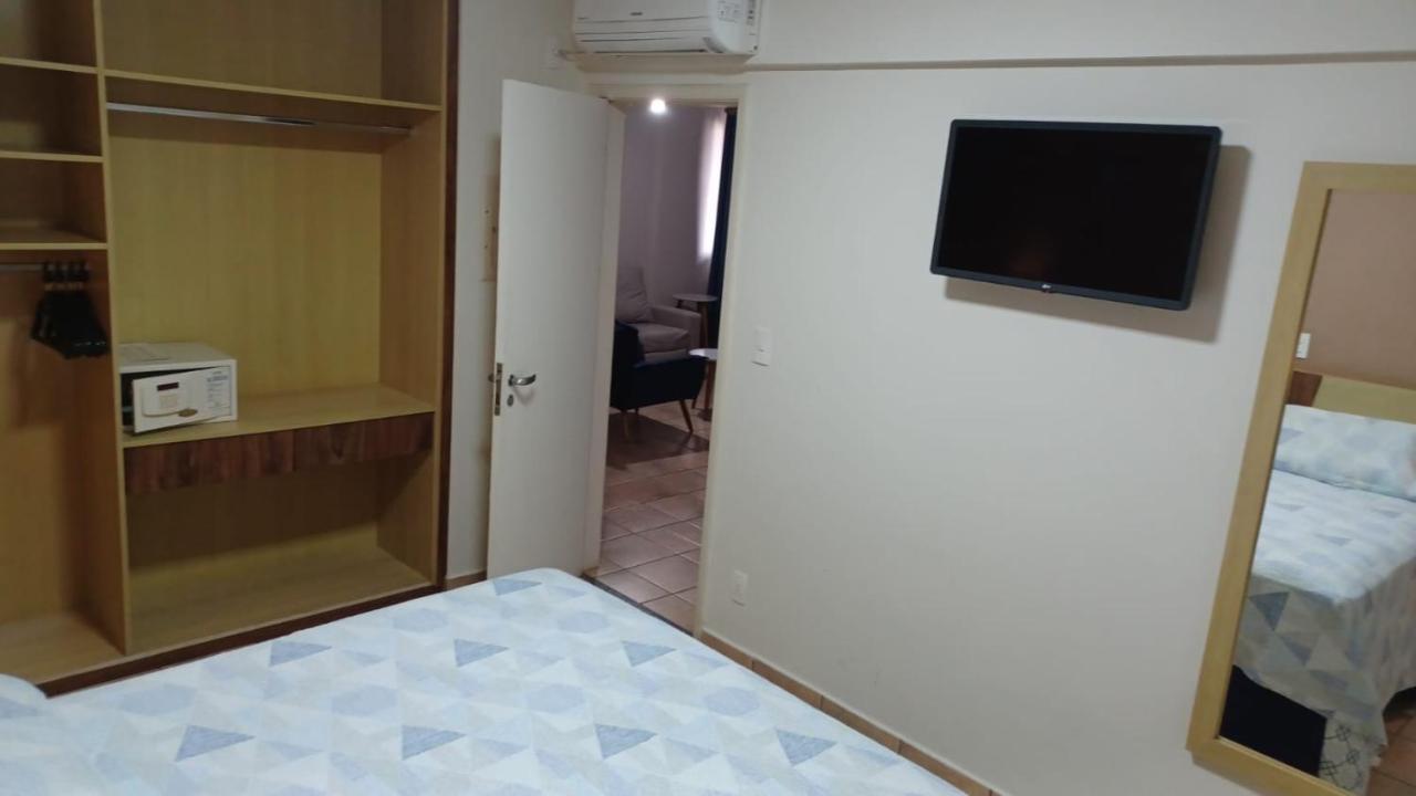 Flat Completo No Centro De Araxa - 901 Διαμέρισμα Εξωτερικό φωτογραφία